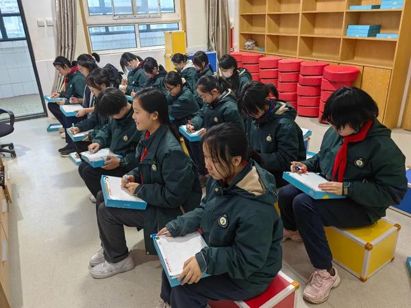 12活力满满,精彩绽放 (8) 12活力满满,精彩绽放 (8)